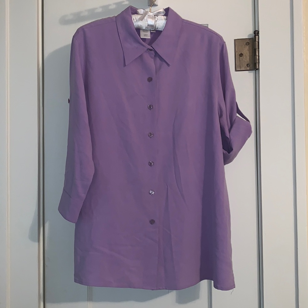 CWC Silk Lovely Lavender blouse has 3/4 or roll up sleeves, side vents, + scarf